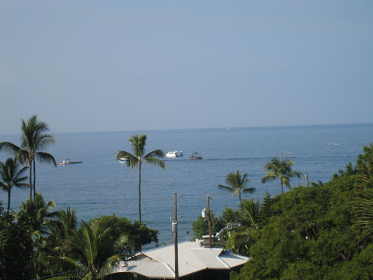 Enjoy the view of the Kailua-Kona bay right from the lanai
